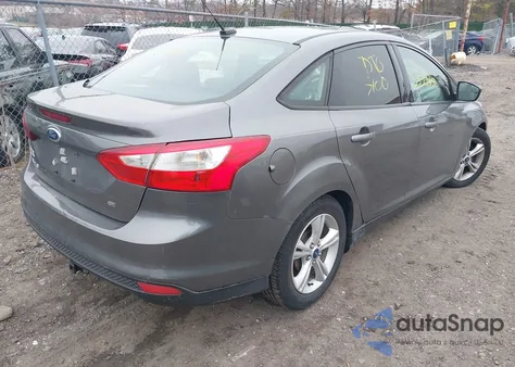 2014 Ford Focus Se z USA, uszkodzony, nr VIN 1FADP3F26EL221380